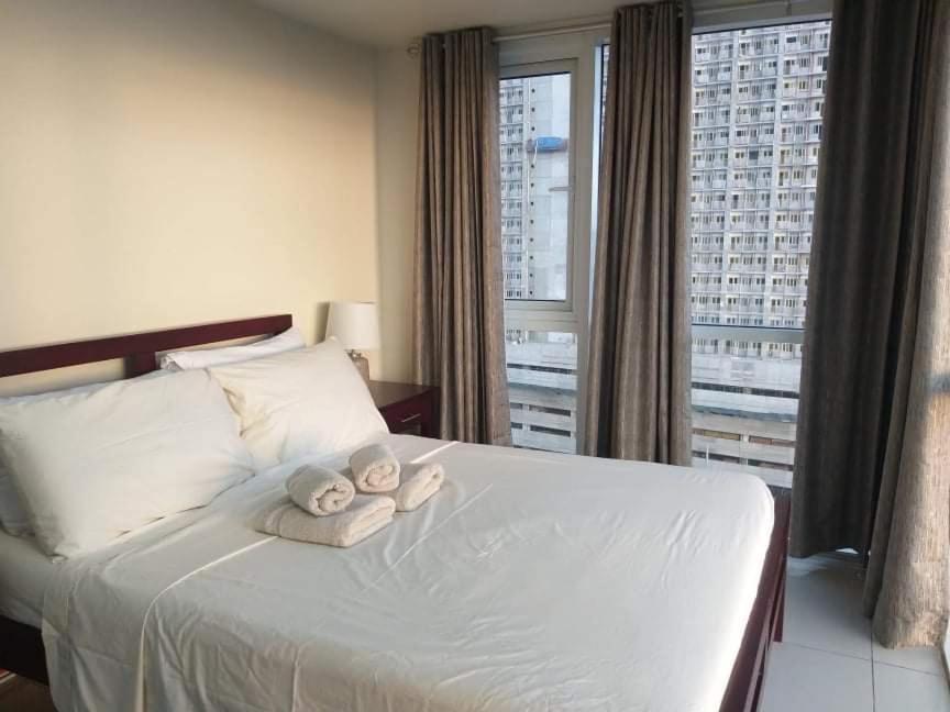 De Luxe, Standard And Studio Suites -The Breeze Residences-Close To Airport,Mall Of Asia, Us Embassy Manilla Buitenkant foto