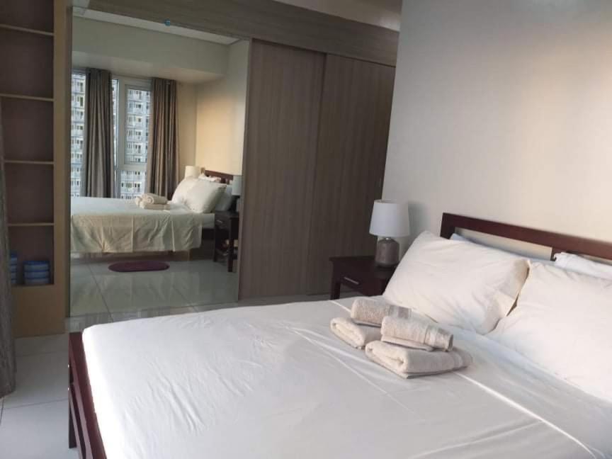 De Luxe, Standard And Studio Suites -The Breeze Residences-Close To Airport,Mall Of Asia, Us Embassy Manilla Buitenkant foto