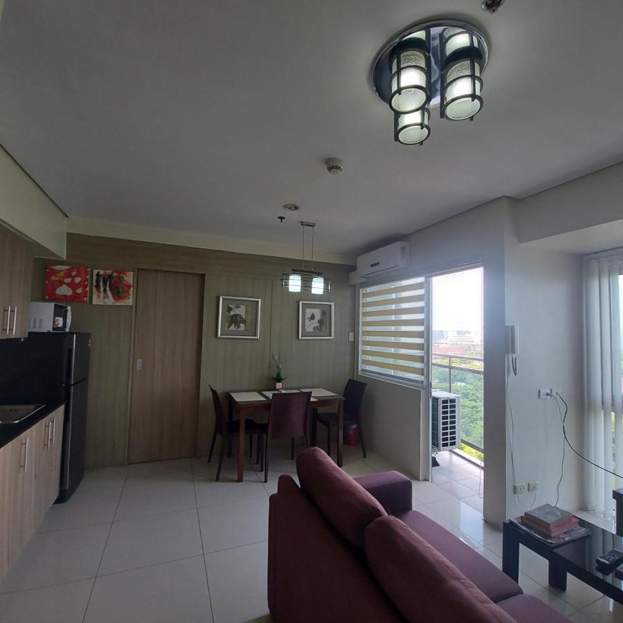 De Luxe, Standard And Studio Suites -The Breeze Residences-Close To Airport,Mall Of Asia, Us Embassy Manilla Buitenkant foto