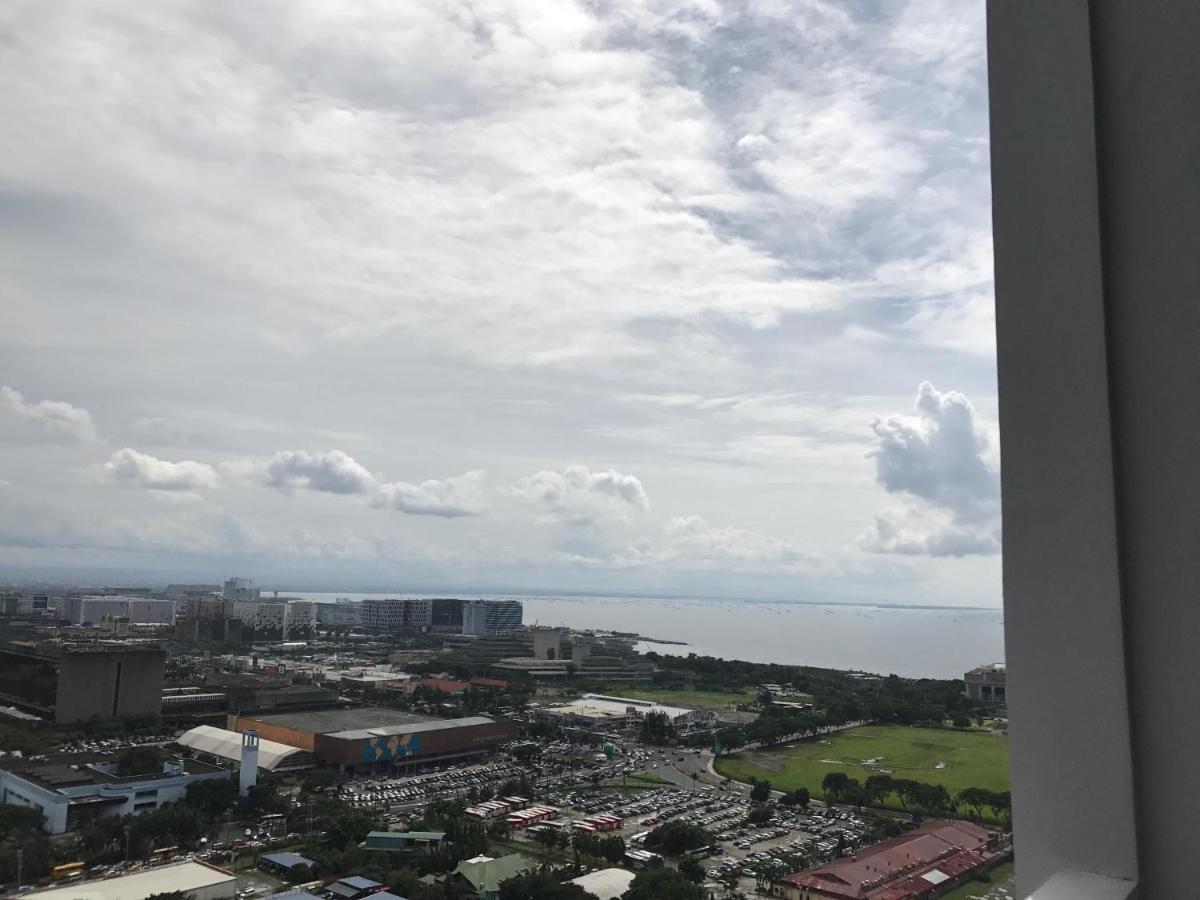 De Luxe, Standard And Studio Suites -The Breeze Residences-Close To Airport,Mall Of Asia, Us Embassy Manilla Buitenkant foto
