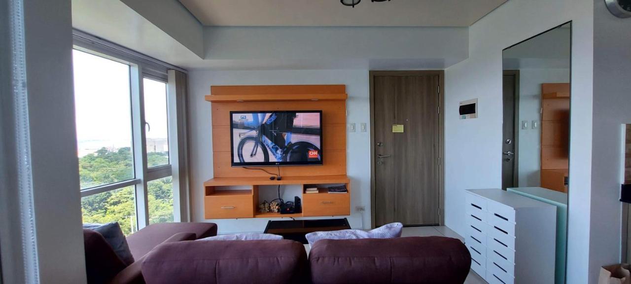 De Luxe, Standard And Studio Suites -The Breeze Residences-Close To Airport,Mall Of Asia, Us Embassy Manilla Buitenkant foto