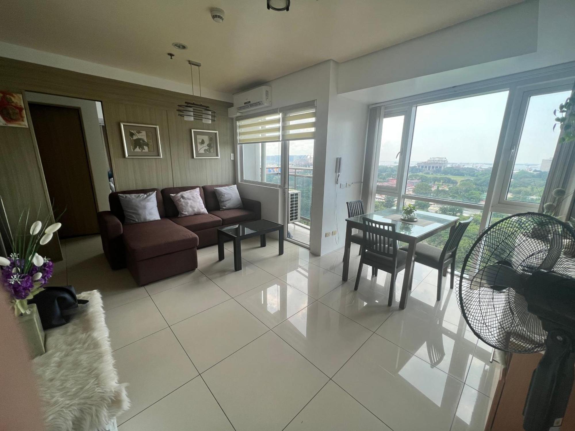 De Luxe, Standard And Studio Suites -The Breeze Residences-Close To Airport,Mall Of Asia, Us Embassy Manilla Buitenkant foto