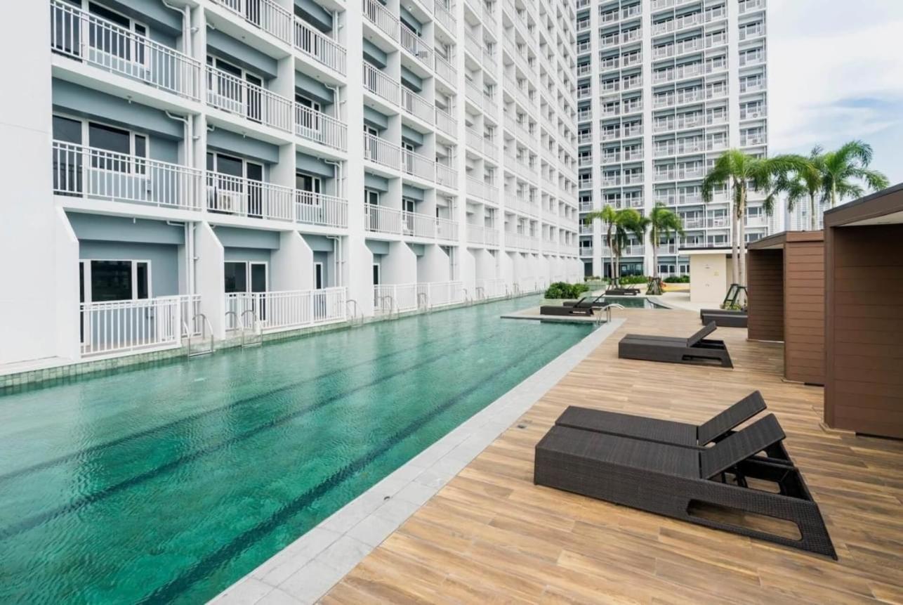 De Luxe, Standard And Studio Suites -The Breeze Residences-Close To Airport,Mall Of Asia, Us Embassy Manilla Buitenkant foto
