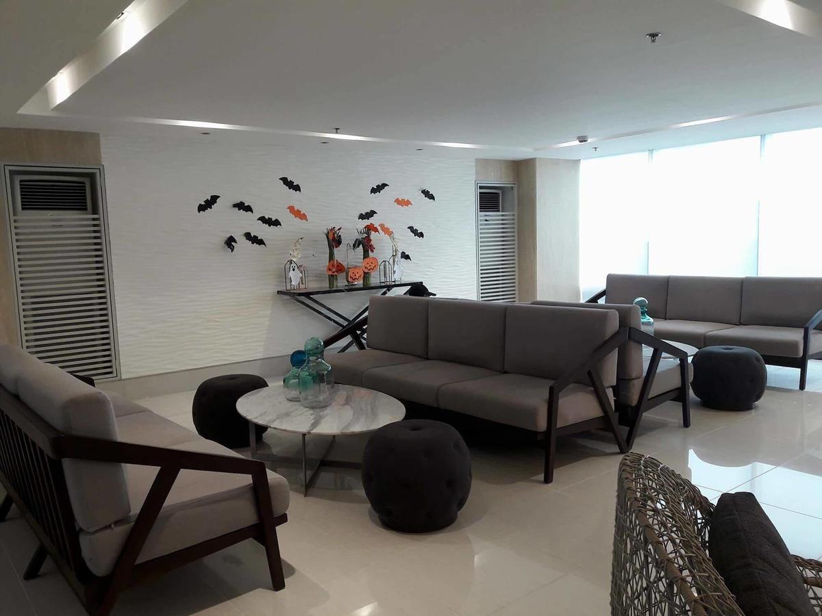 De Luxe, Standard And Studio Suites -The Breeze Residences-Close To Airport,Mall Of Asia, Us Embassy Manilla Buitenkant foto